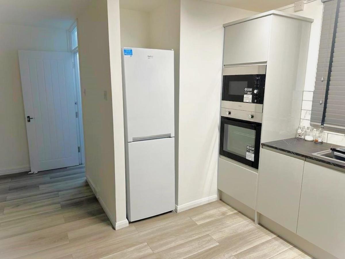 Stylish Apartment At Carlton Grove London Luaran gambar