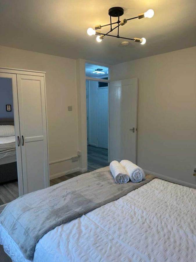 Stylish Apartment At Carlton Grove London Luaran gambar